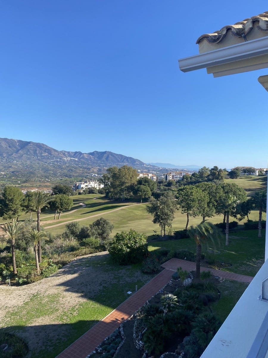 3 soveværelse Penthouse til salg i La Cala Golf med swimmingpool - € 650.000 (Ref: 9480095)