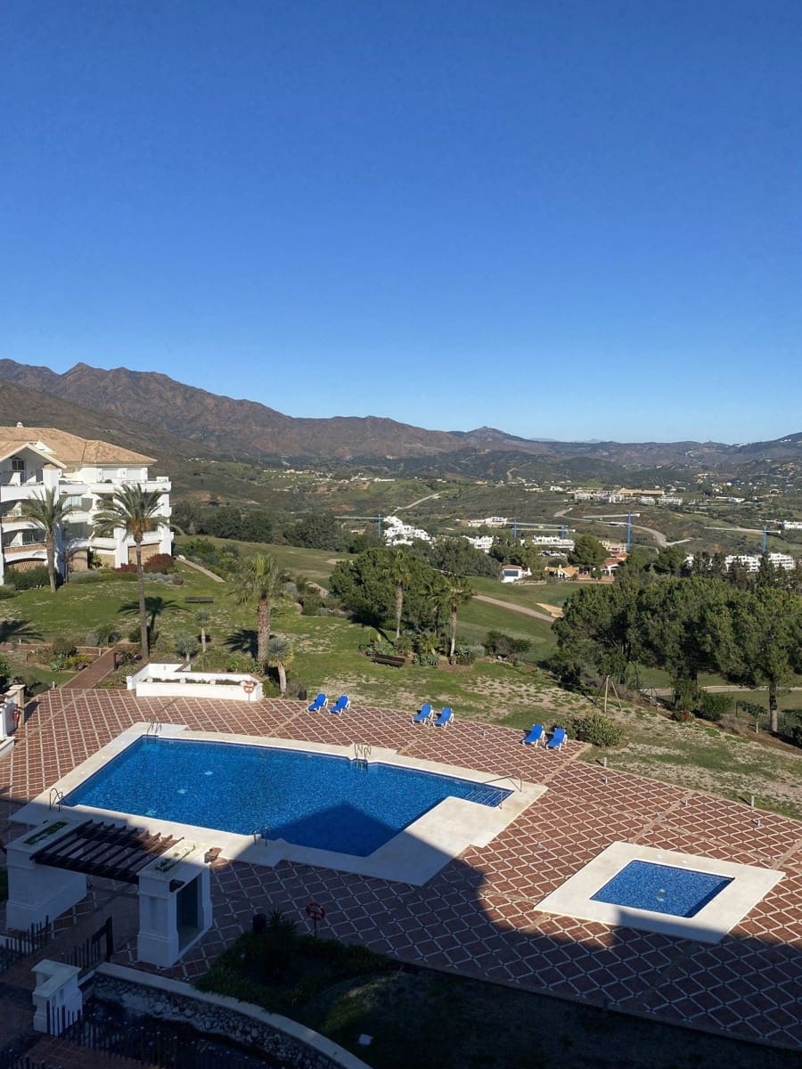 3 soveværelse Penthouse til salg i La Cala Golf med swimmingpool - € 650.000 (Ref: 9480095)