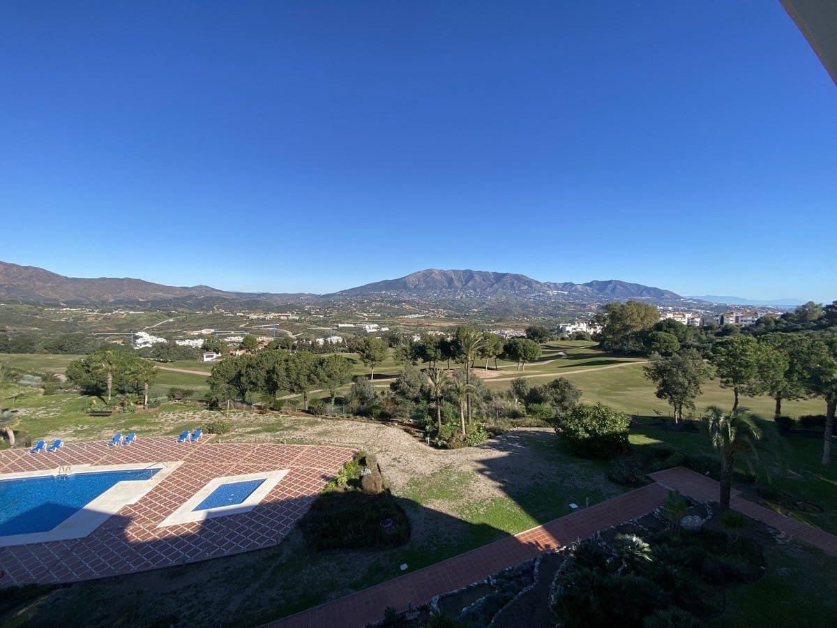 3 soveværelse Penthouse til salg i La Cala Golf med swimmingpool - € 650.000 (Ref: 9480095)