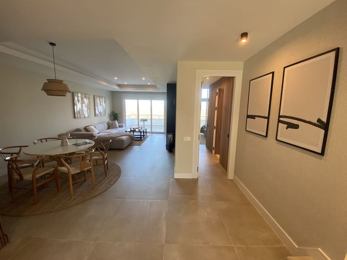 3 soveværelse Penthouse til salg i La Cala Golf med swimmingpool - € 650.000 (Ref: 9480095)