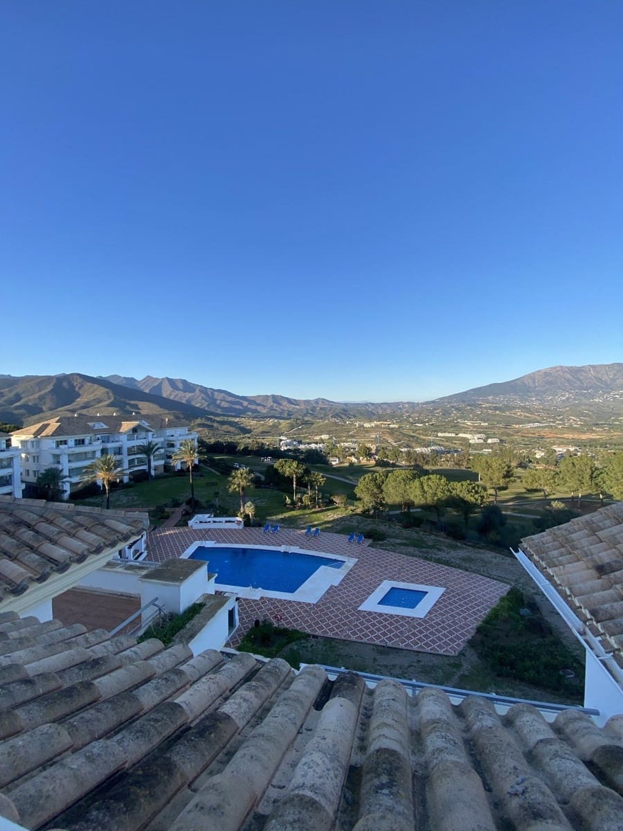 3 soveværelse Penthouse til salg i La Cala Golf med swimmingpool - € 650.000 (Ref: 9480095)