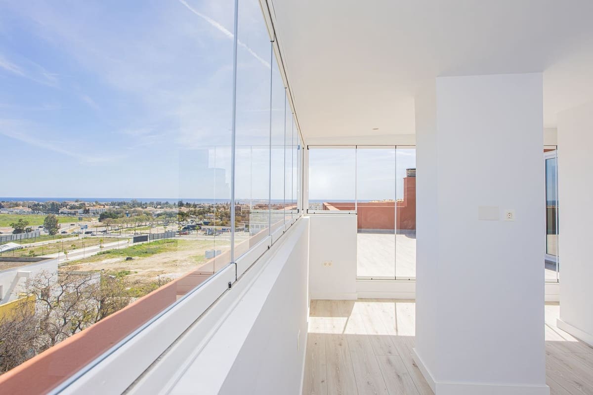 Ático de 3 habitaciones en San Pedro de Alcantara en venta con piscina garaje - 650.000 € (Ref: 9480096)