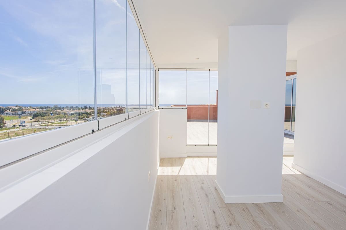 Ático de 3 habitaciones en San Pedro de Alcantara en venta con piscina garaje - 650.000 € (Ref: 9480096)