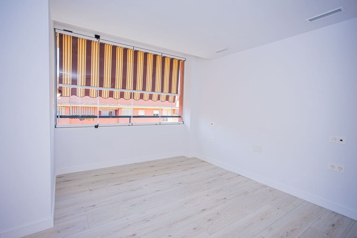 Ático de 3 habitaciones en San Pedro de Alcantara en venta con piscina garaje - 650.000 € (Ref: 9480096)