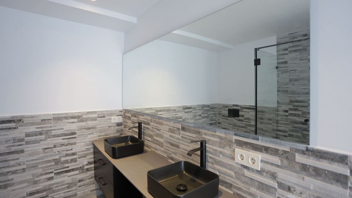 Ático de 3 habitaciones en San Pedro de Alcantara en venta con piscina garaje - 650.000 € (Ref: 9480096)