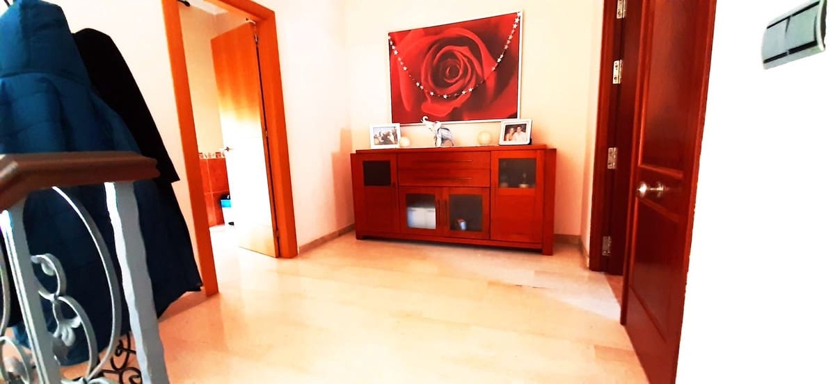 3 bedroom Semi-detached Villa for sale in Alhaurin el Grande with garage - € 650,000 (Ref: 9480097)