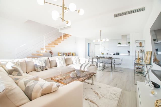 3 soveværelse Byhus til salg i Cancelada, Estepona - € 650.000 (Ref: 9480099)