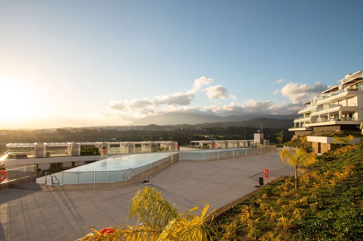 3 bedroom Townhouse for sale in Cancelada - € 650,000 (Ref: 9480099)