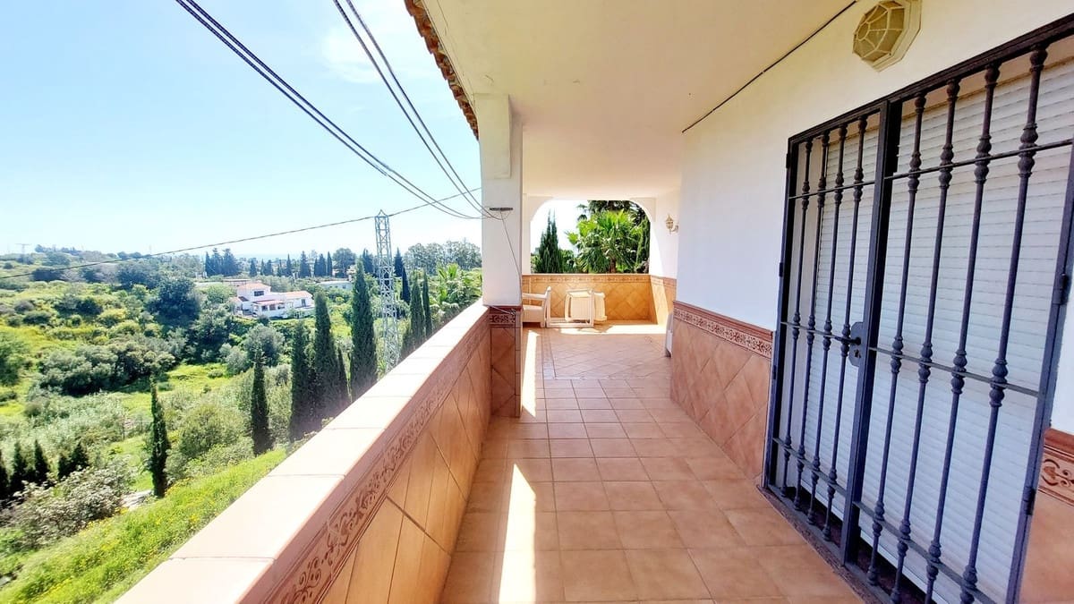 5 bedroom Finca/Country House for sale in Mijas with pool garage - € 650,000 (Ref: 9480101)