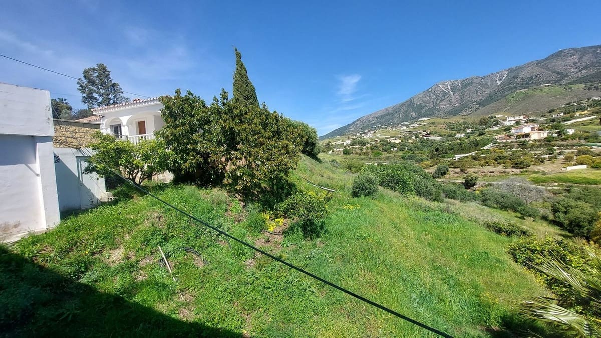 5 bedroom Finca/Country House for sale in Mijas with pool garage - € 650,000 (Ref: 9480101)