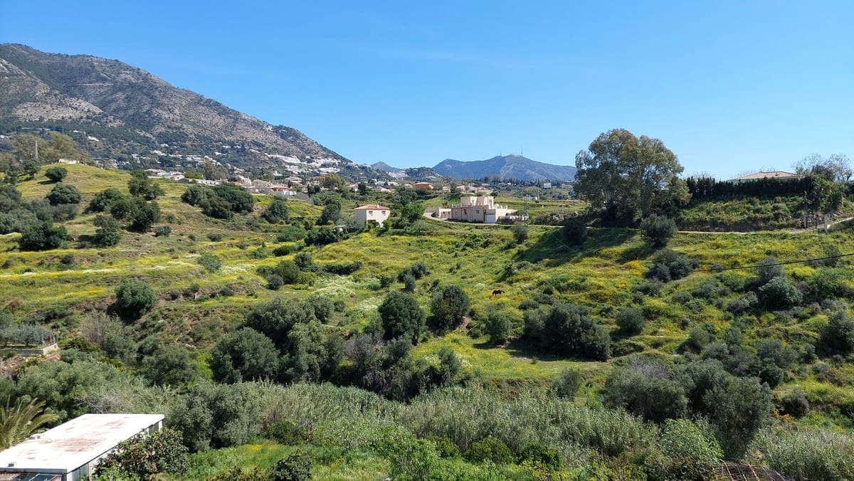 5 bedroom Finca/Country House for sale in Mijas with pool garage - € 650,000 (Ref: 9480101)