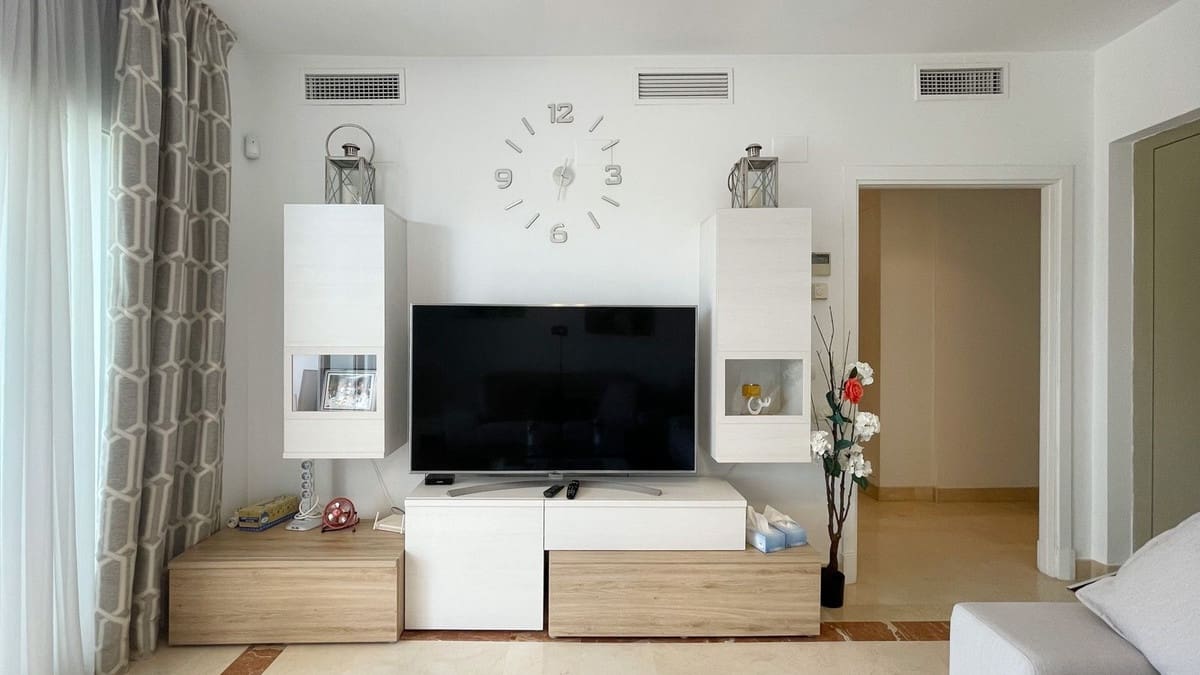 4 Zimmer Penthouse zu verkaufen in Nueva Andalucia mit Pool - 660.000 € (Ref: 9480109)