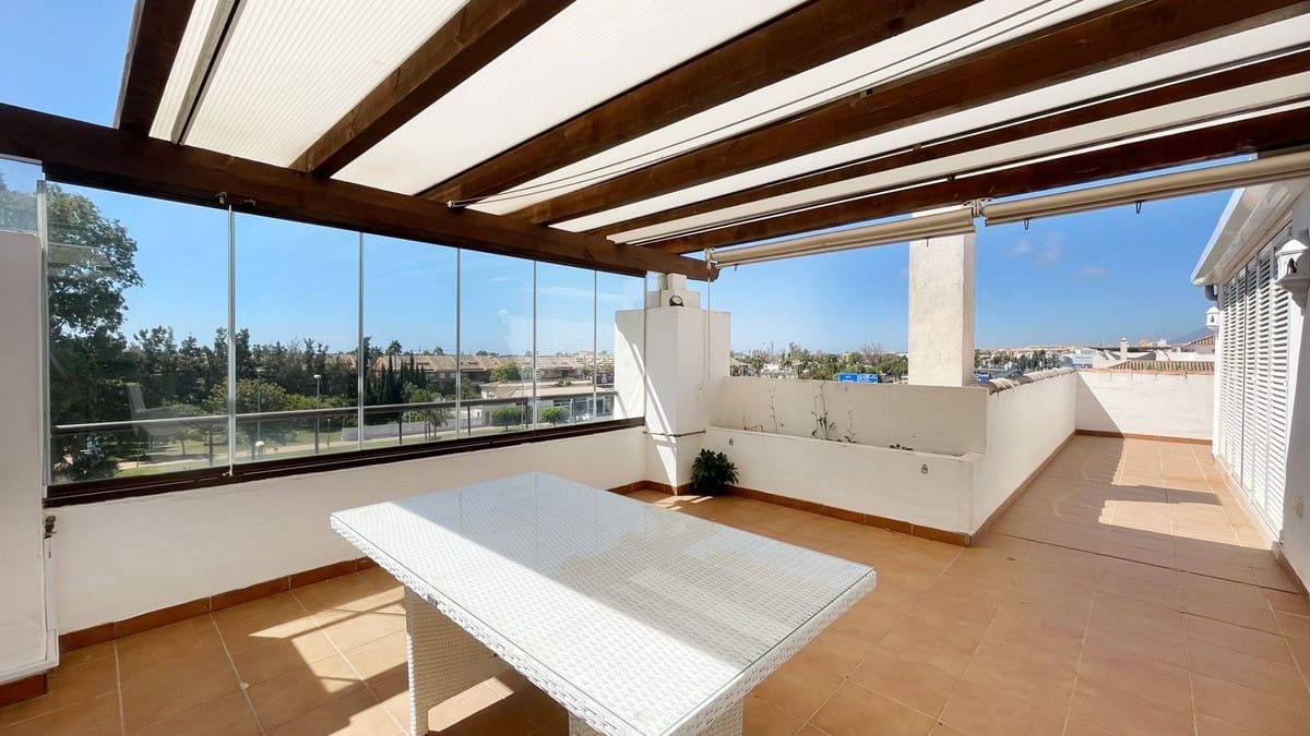 4 Zimmer Penthouse zu verkaufen in Nueva Andalucia mit Pool - 660.000 € (Ref: 9480109)