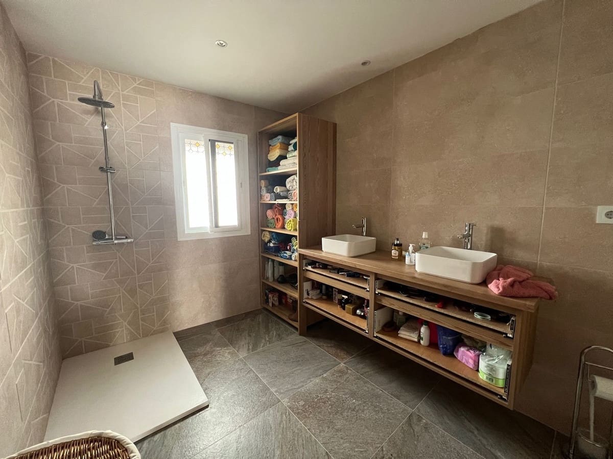 4 soveværelse Byhus til salg i Estepona - € 660.000 (Ref: 9480110)