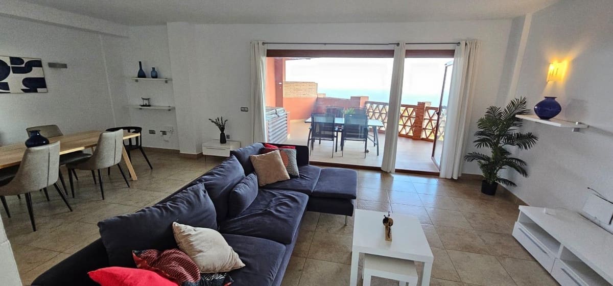 3 soveværelse Penthouse til salg i Benalmadena med swimmingpool - € 665.000 (Ref: 9480116)