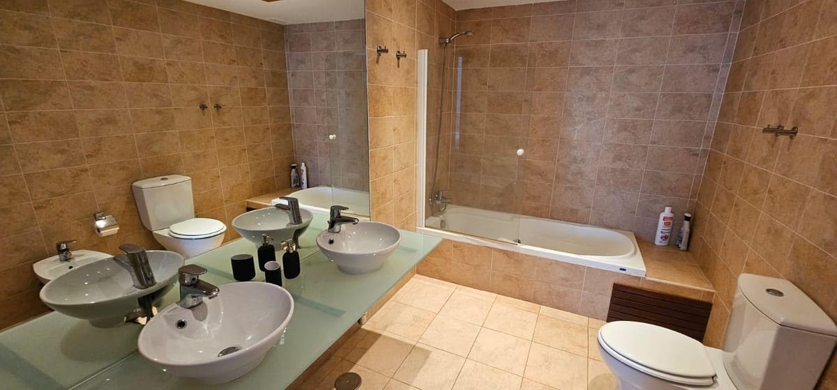 3 soveværelse Penthouse til salg i Benalmadena med swimmingpool - € 665.000 (Ref: 9480116)