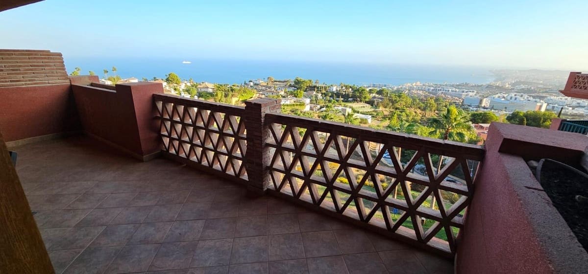 3 soveværelse Penthouse til salg i Benalmadena med swimmingpool - € 665.000 (Ref: 9480116)