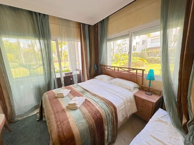 Apartamento de 3 habitaciones en Costalita, Estepona en venta con piscina - 670.000 € (Ref: 9480121)