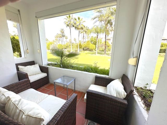 Apartamento de 3 habitaciones en Costalita, Estepona en venta con piscina - 670.000 € (Ref: 9480121)