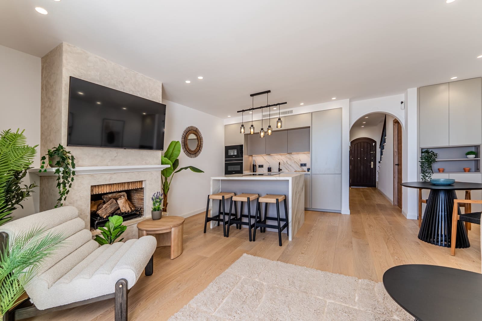 3 bedroom Townhouse for sale in Benahavis with pool - € 670,000 (Ref: 9480125)