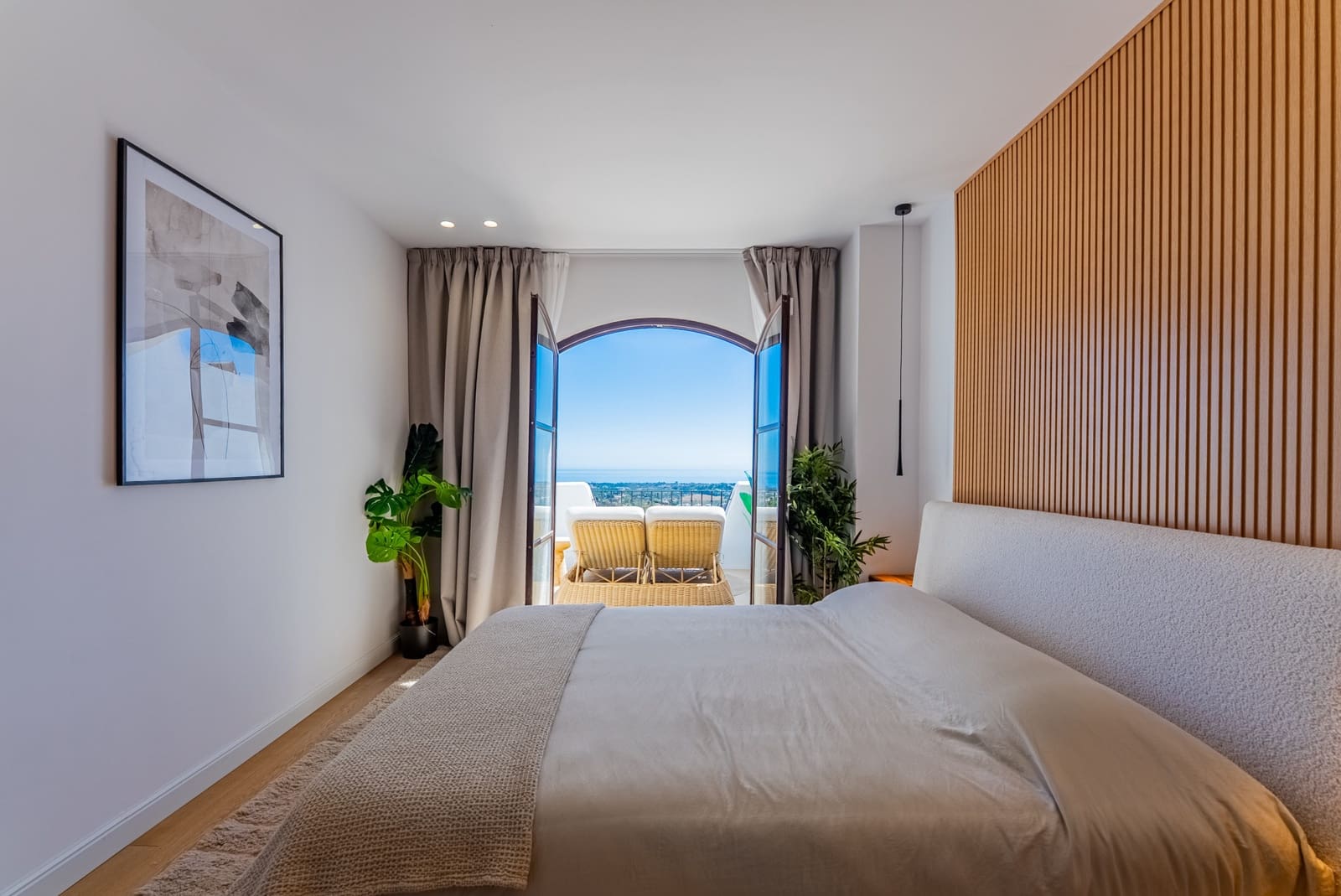 3 bedroom Townhouse for sale in Benahavis with pool - € 670,000 (Ref: 9480125)