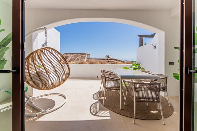 3 bedroom Townhouse for sale in Benahavís pueblo, Benahavís with pool - € 670,000 (Ref: 9480125)