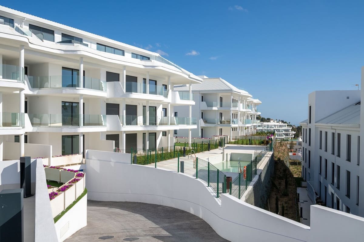 3 soveværelse Lejlighed til salg i Fuengirola med swimmingpool garage - € 675.000 (Ref: 9480128)