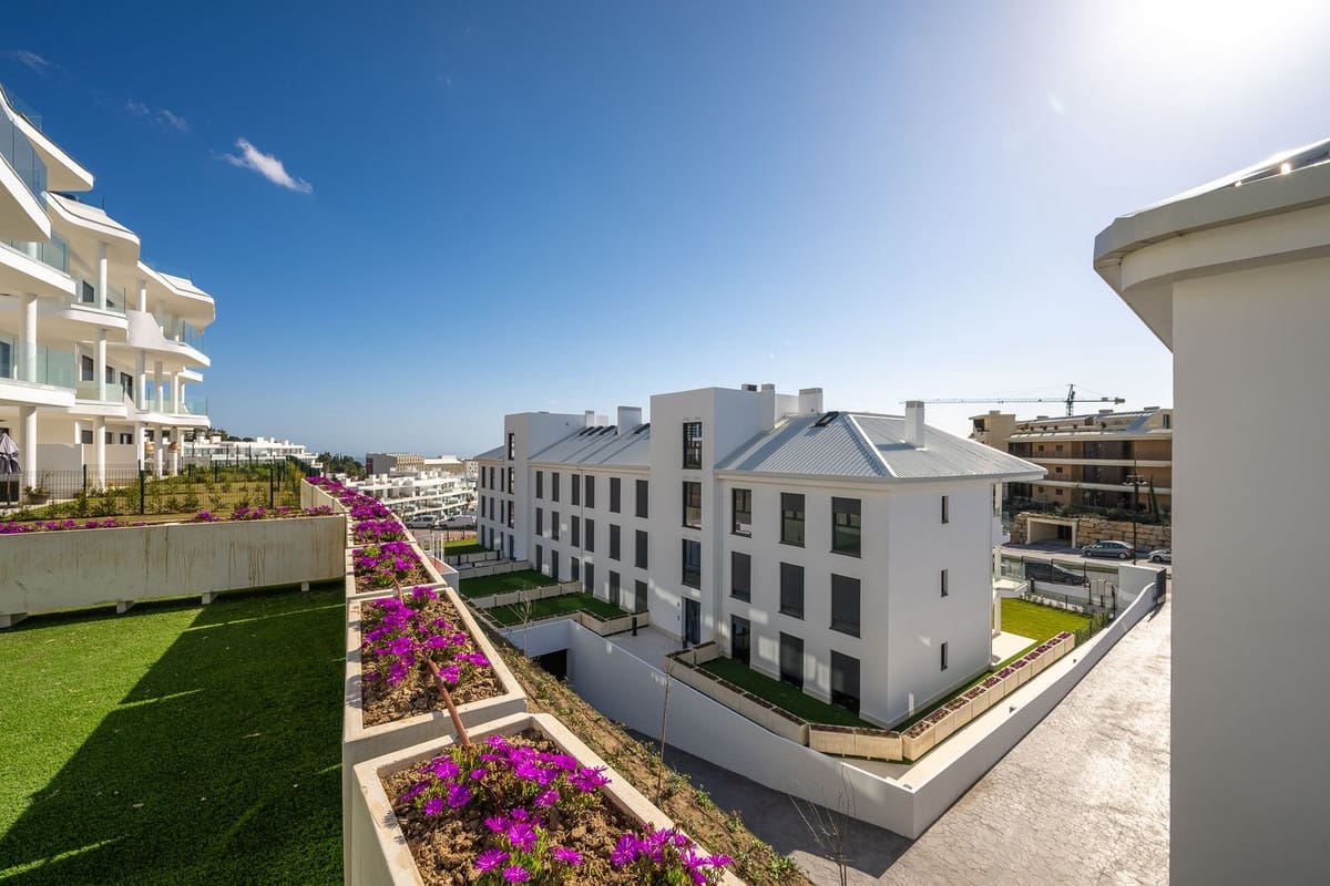 3 soveværelse Lejlighed til salg i Fuengirola med swimmingpool garage - € 675.000 (Ref: 9480128)