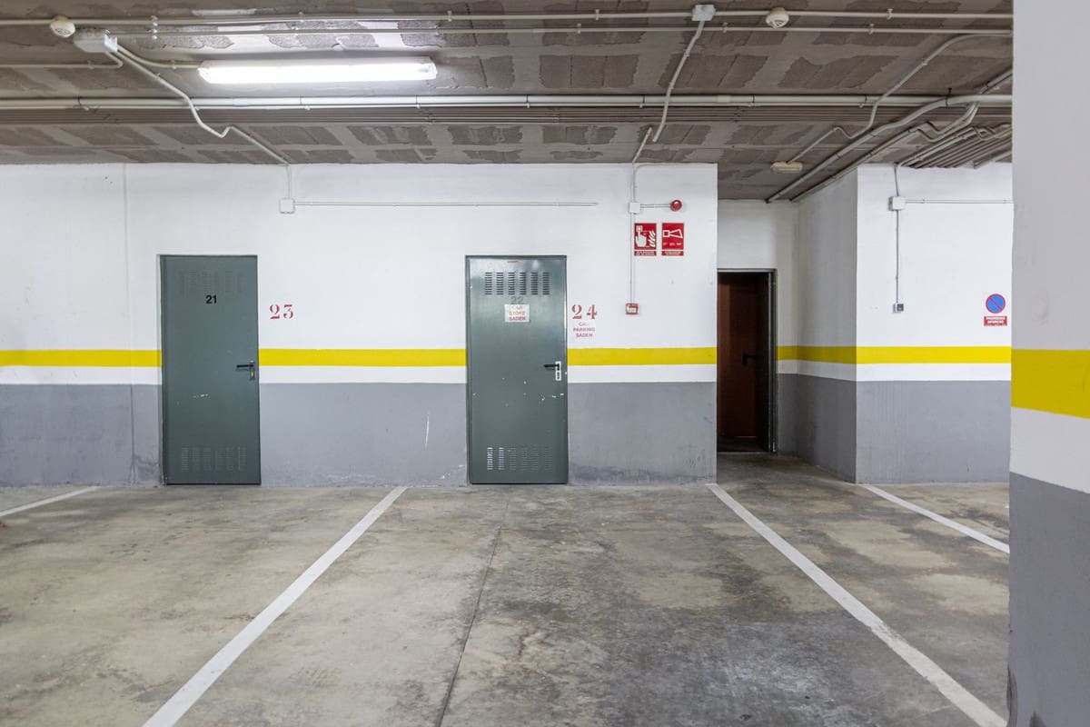 Apartamento de 2 habitaciones en Monte Halcones en venta - 675.000 € (Ref: 9480129)