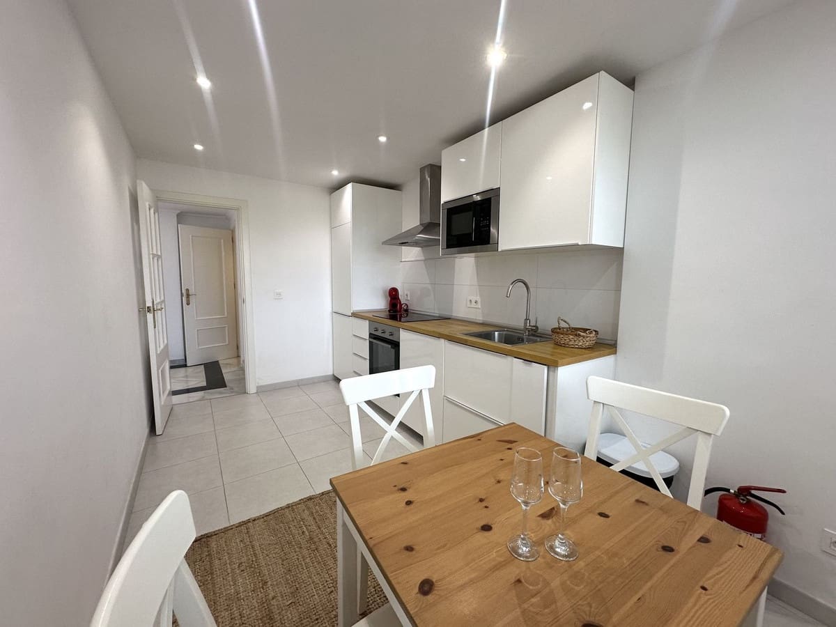 Ático de 2 habitaciones en Nueva Andalucia en venta con piscina - 675.000 € (Ref: 9480132)