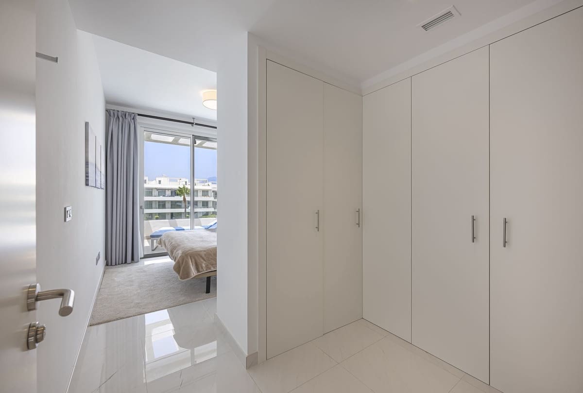 3 bedroom Penthouse for sale in Atalaya-Isdabe with pool - € 675,000 (Ref: 9480133)