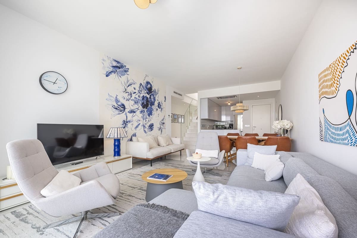 3 bedroom Penthouse for sale in Atalaya-Isdabe with pool - € 675,000 (Ref: 9480133)