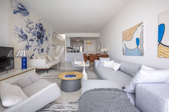 3 bedroom Penthouse for sale in Atalaya-Isdabe, Estepona with pool - € 675,000 (Ref: 9480133)