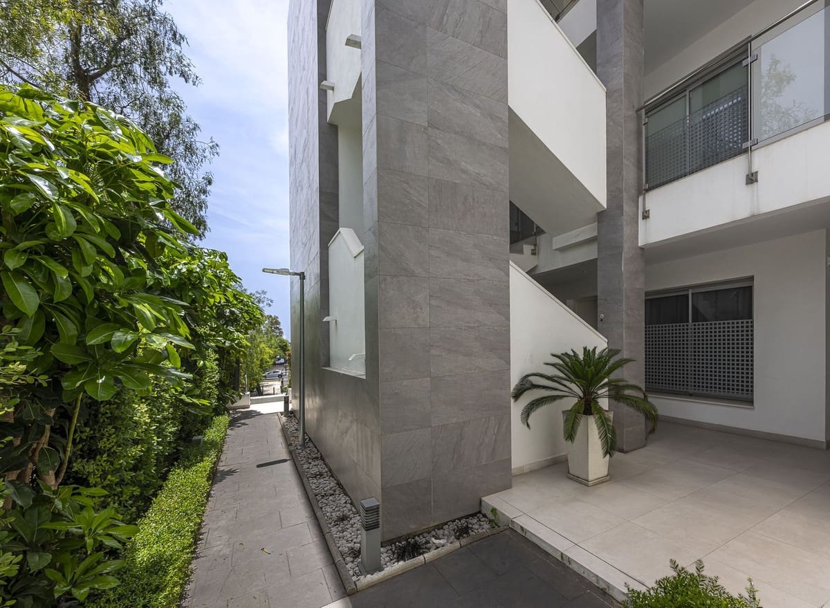 3 bedroom Penthouse for sale in Atalaya-Isdabe with pool - € 675,000 (Ref: 9480133)