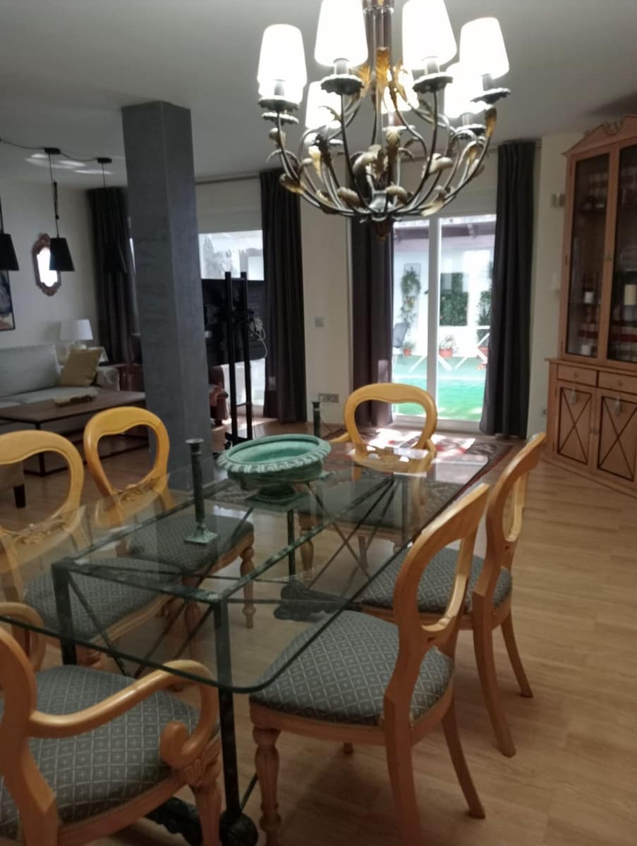 Casa de 4 habitaciones en Nueva Andalucia en venta con piscina - 675.000 € (Ref: 9480138)