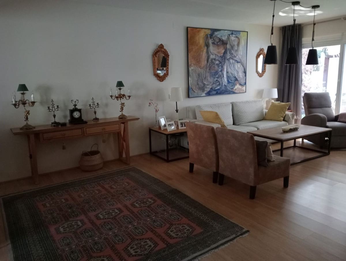 Casa de 4 habitaciones en Nueva Andalucia en venta con piscina - 675.000 € (Ref: 9480138)