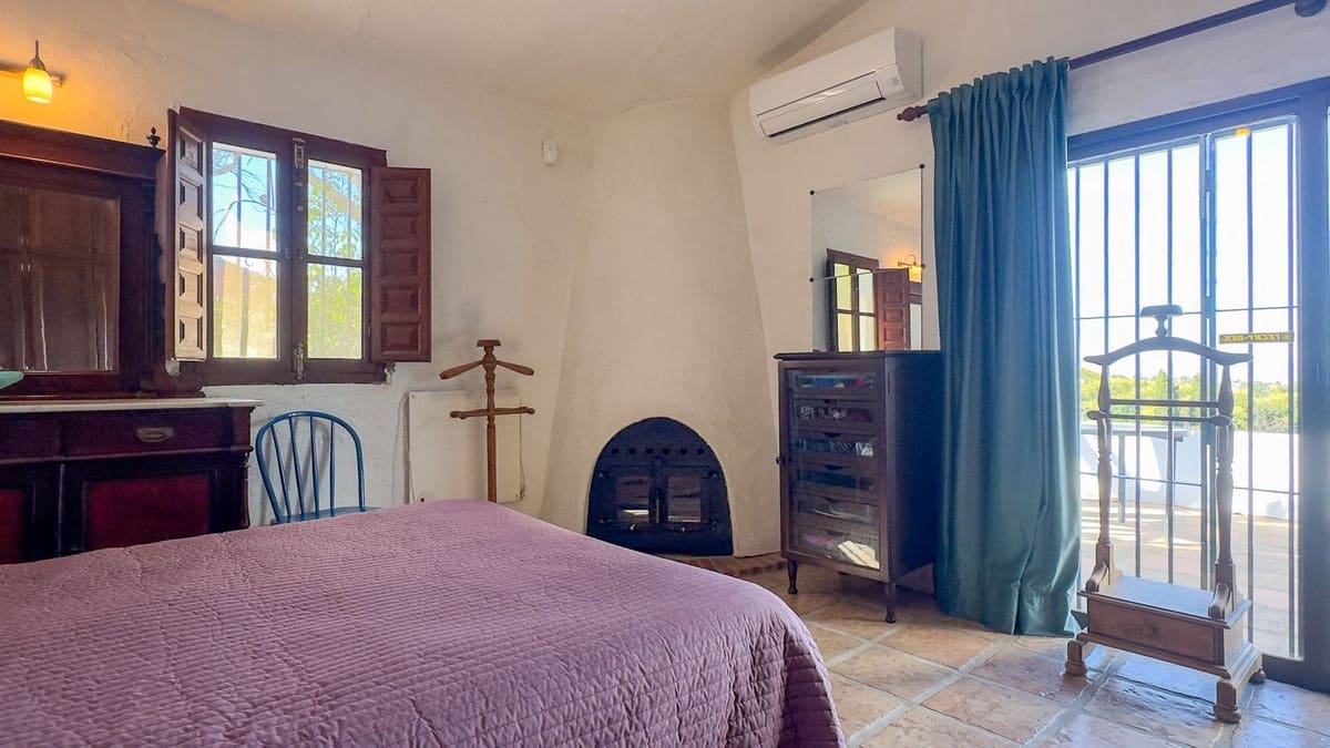 3 bedroom Finca/Country House for sale in Alhaurin el Grande with pool garage - € 680,000 (Ref: 9480150)