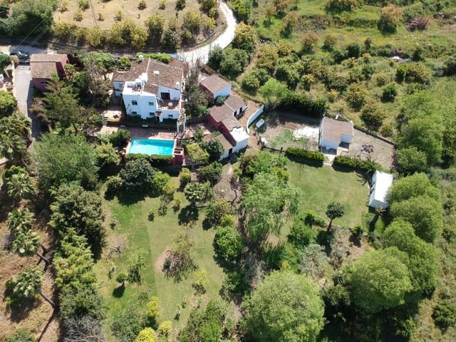 3 bedroom Finca/Country House for sale in Alhaurín el Grande with pool garage - € 680,000 (Ref: 9480150)