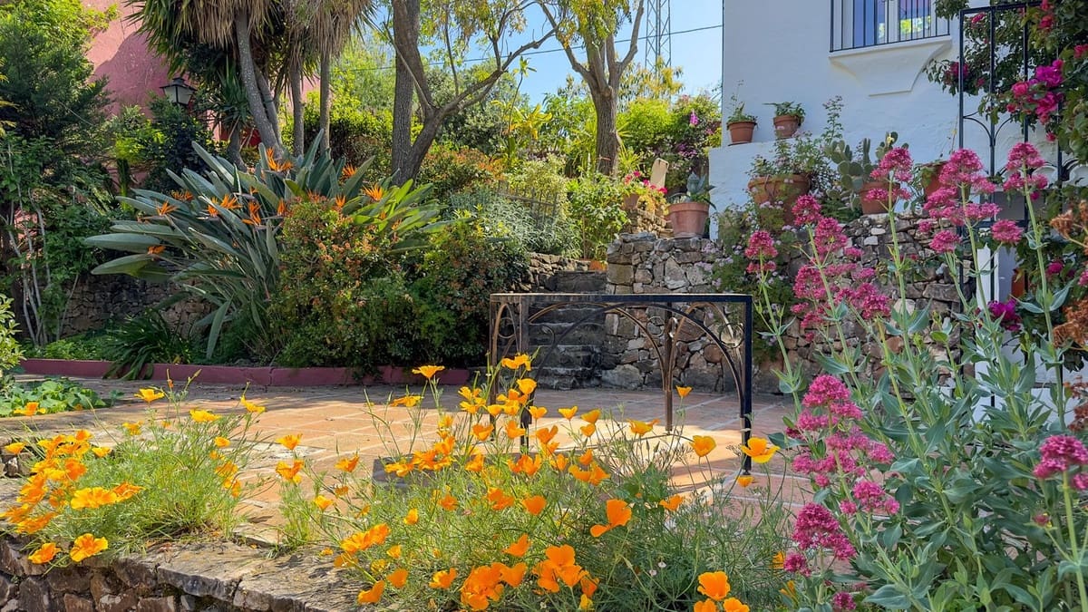 3 bedroom Finca/Country House for sale in Alhaurin el Grande with pool garage - € 680,000 (Ref: 9480150)