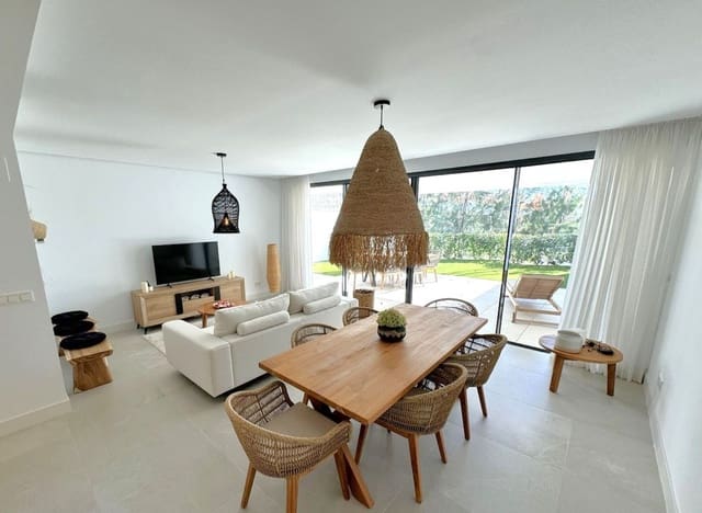 3 soverom Leilighet til salgs i Cabopino, Marbella med svømmebasseng garasje - € 685 000 (Ref: 9480155)