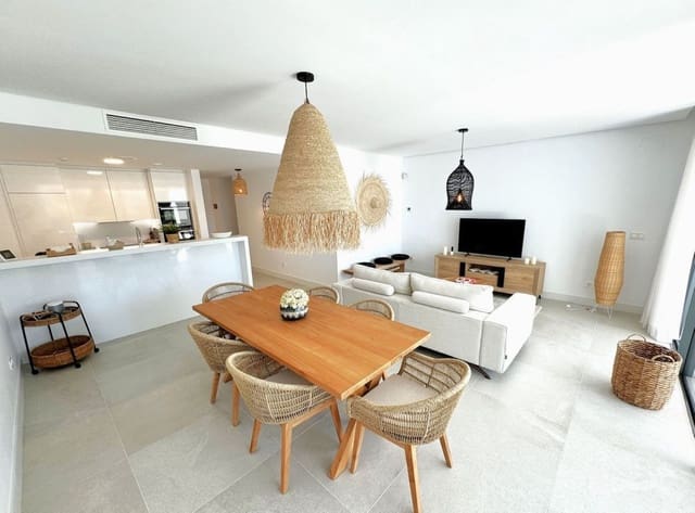 3 soverom Leilighet til salgs i Cabopino, Marbella med svømmebasseng garasje - € 685 000 (Ref: 9480155)