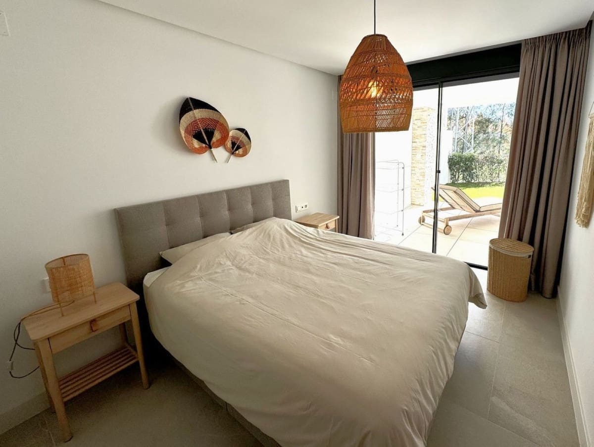 3 bedroom Apartment for sale in Cabopino with pool garage - € 685,000 (Ref: 9480155)