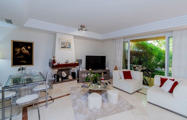 3 bedroom Semi-detached Villa for sale in Riviera del Sol, Mijas with pool - € 685,000 (Ref: 9480157)