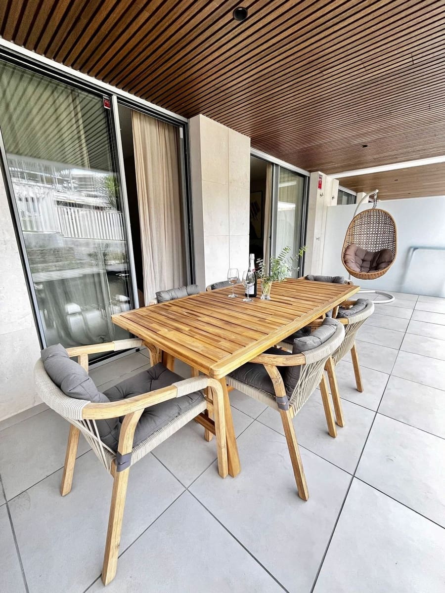 2 bedroom Apartment for sale in Elviria with pool - € 689,000 (Ref: 9480159)