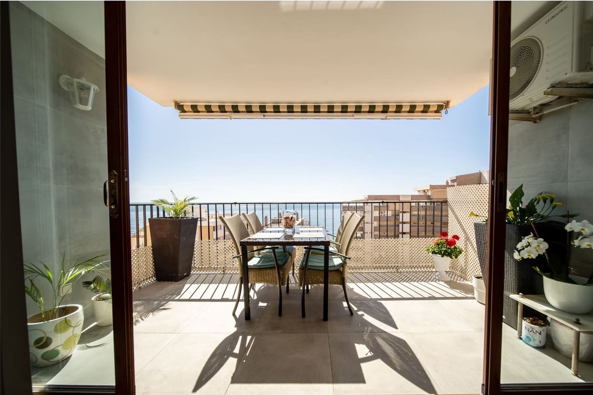 3 soverom Penthouse til salgs i Fuengirola med svømmebasseng - € 689 000 (Ref: 9480160)