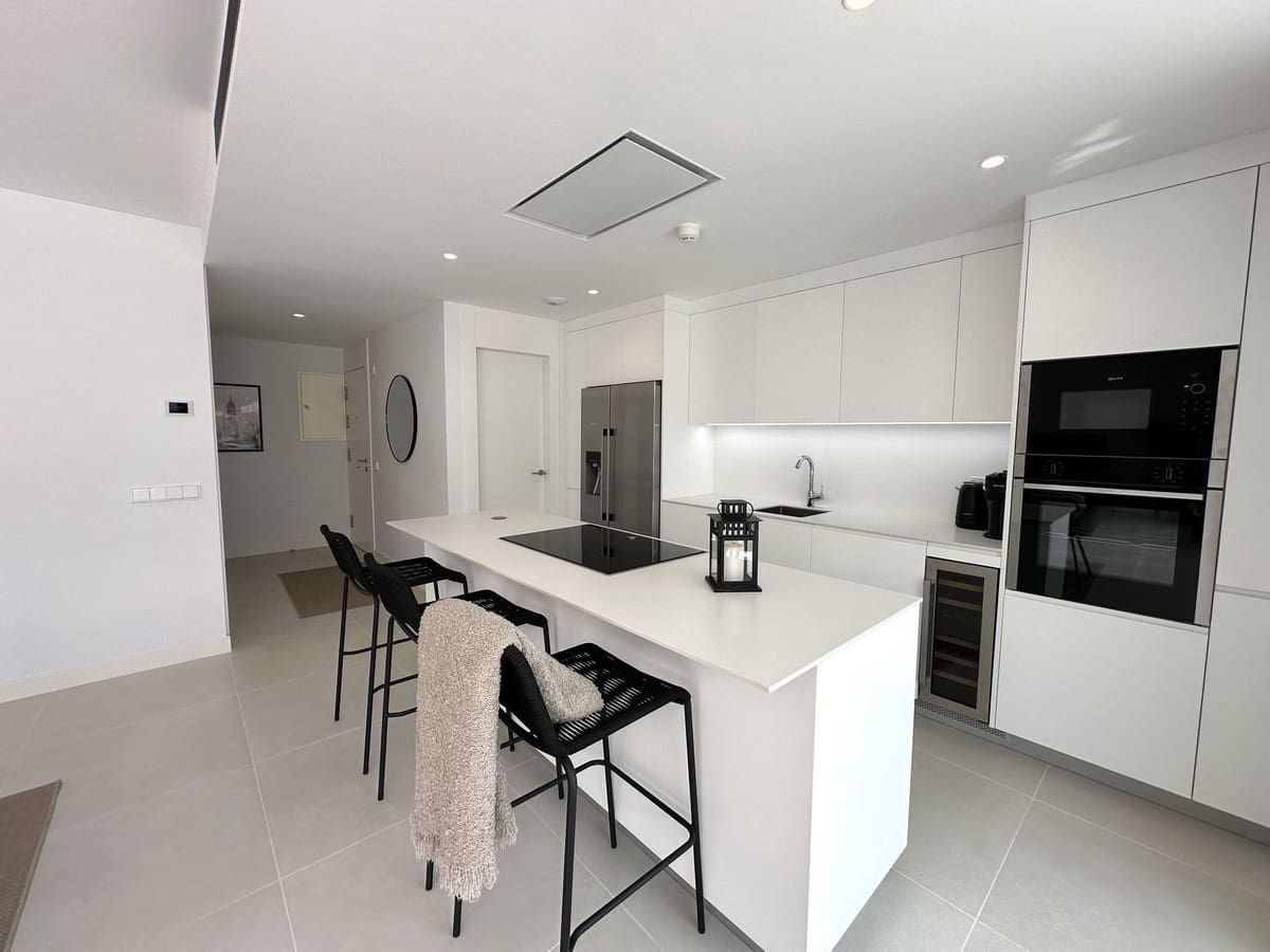 3 sovrum Lägenhet till salu i Fuengirola med pool garage - 689 500 € (Ref: 9480163)