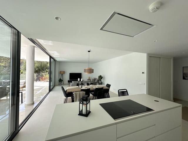 3 sovrum Lägenhet till salu i Centro ciudad, Fuengirola med pool garage - 689 500 € (Ref: 9480163)