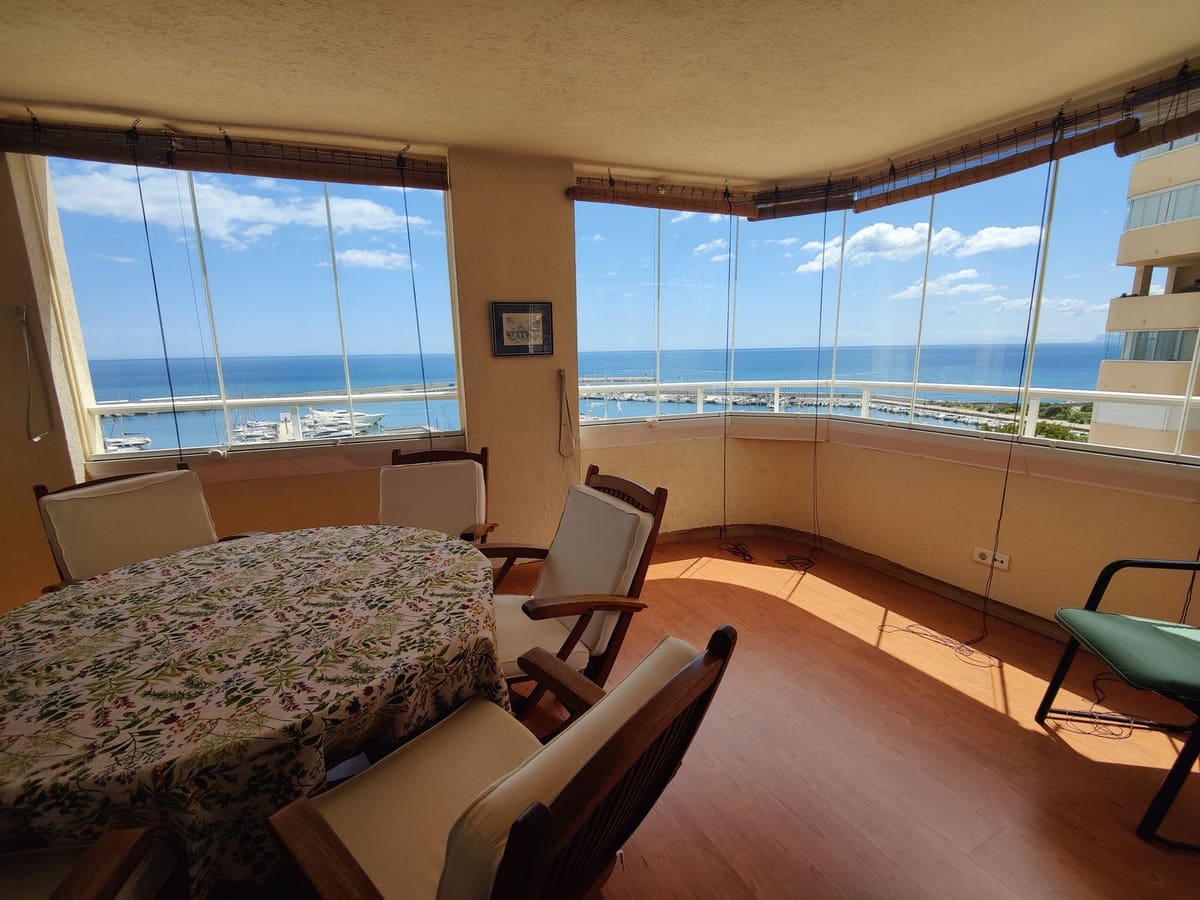 4 soveværelse Lejlighed til salg i Estepona med swimmingpool garage - € 690.000 (Ref: 9480166)