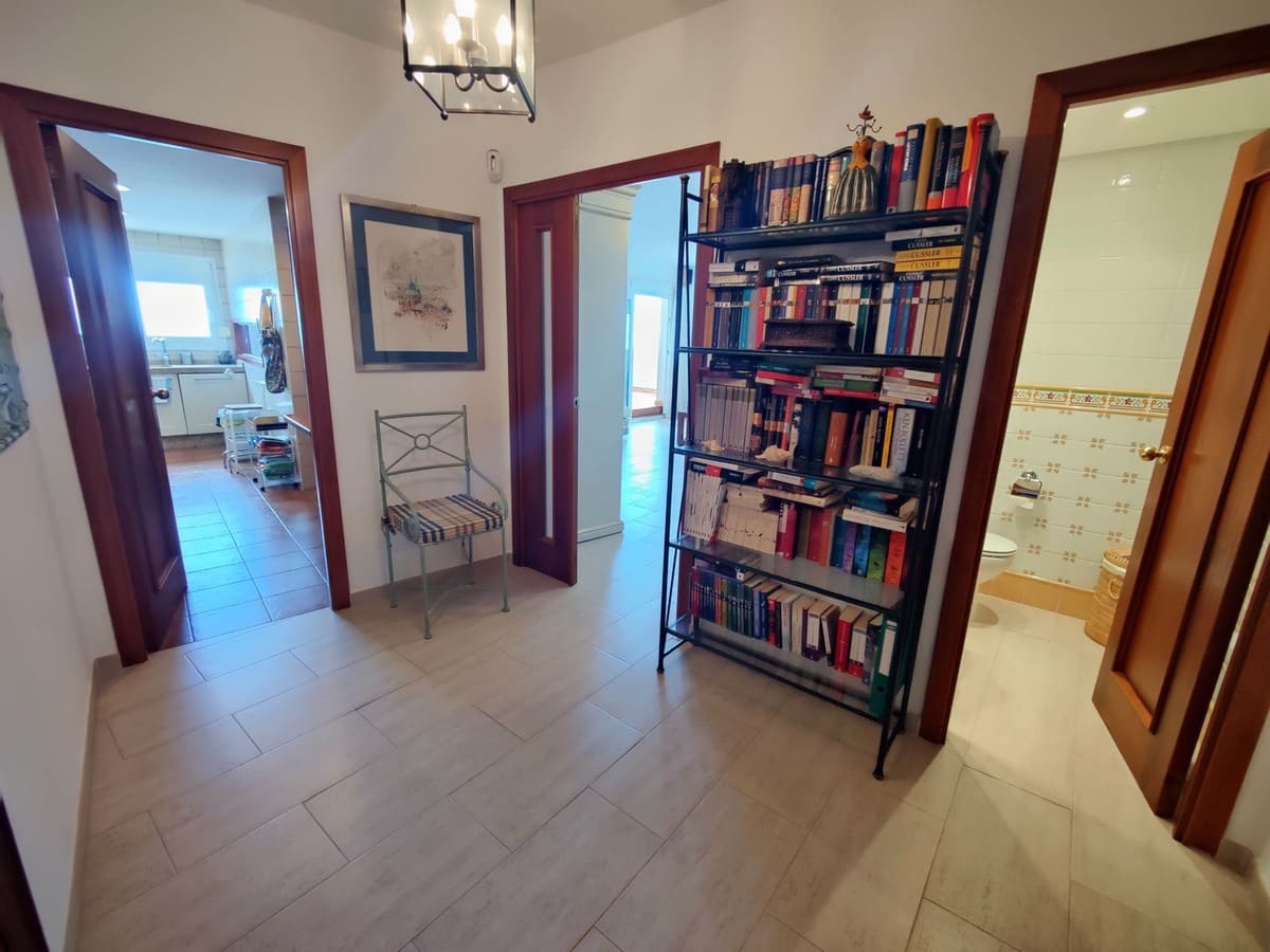 4 soveværelse Lejlighed til salg i Estepona med swimmingpool garage - € 690.000 (Ref: 9480166)