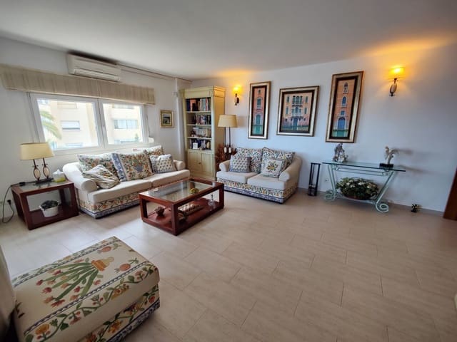 4 soveværelse Lejlighed til salg i Centro, Estepona med swimmingpool garage - € 690.000 (Ref: 9480166)